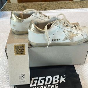 Golden Goose Superstar size 38 NEW